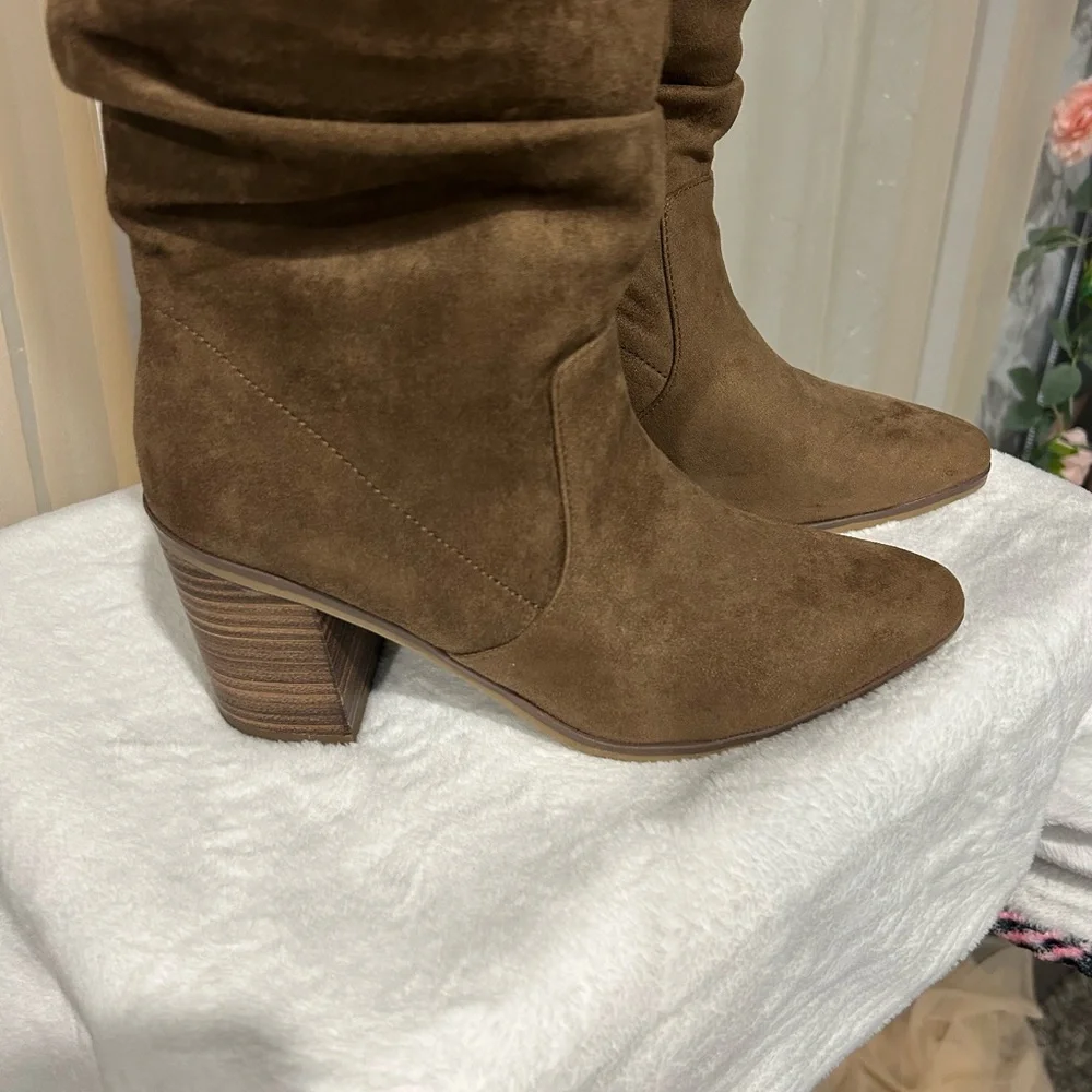Universal Thread Brown Wide Calf Knee High Boots Size 8 WC NWT